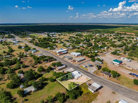 105 S Us Highway 183 Woodson TX 76491