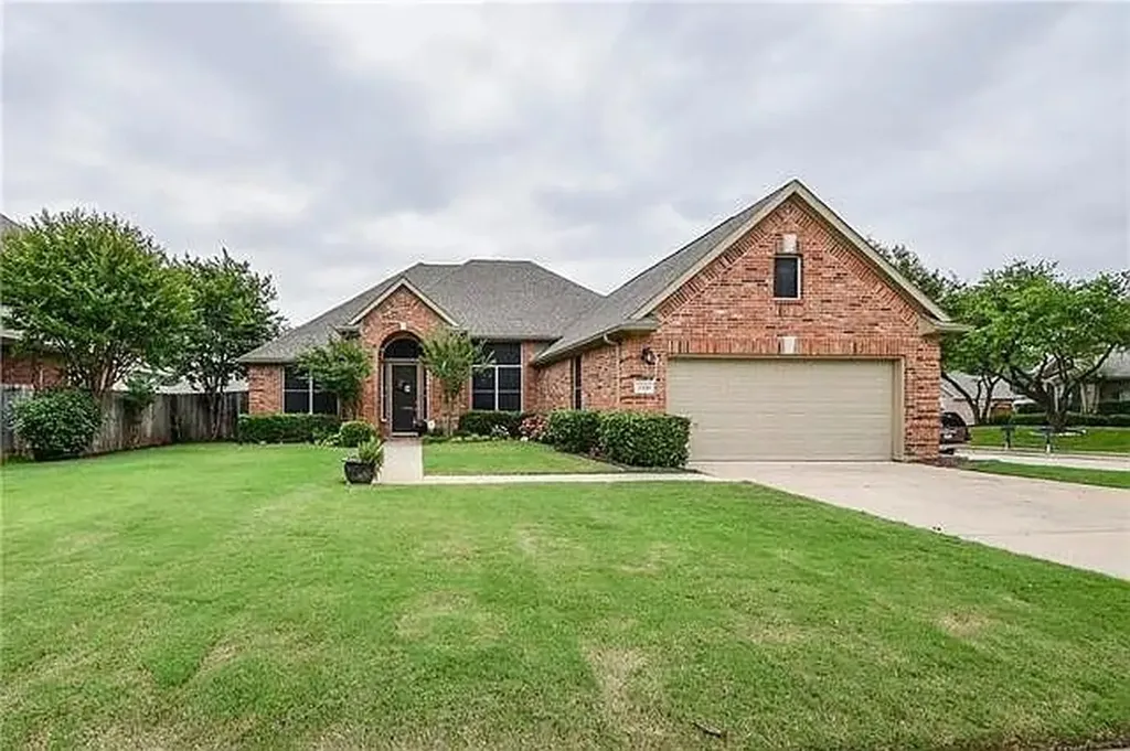3300 Glenmoor Drive Flower Mound TX 75022