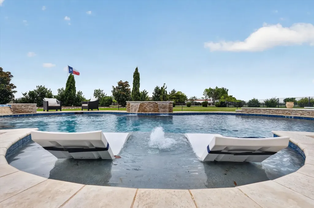 6706 Blackstone Drive Sachse TX 75048