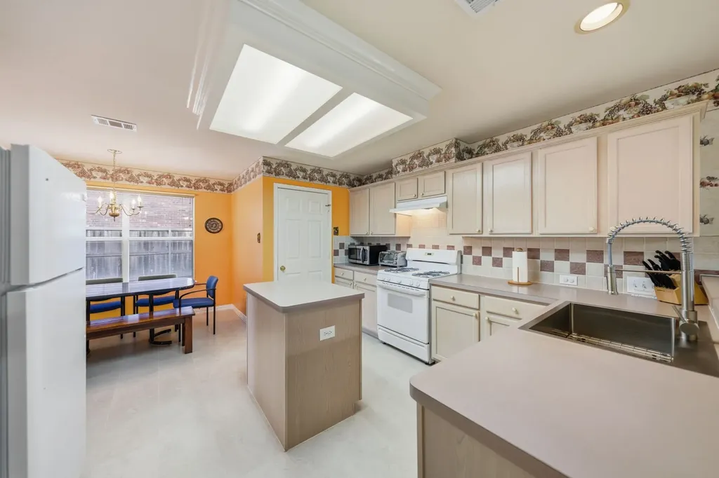 1101 Larkspur Drive Allen TX 75002