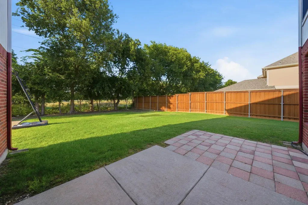 1101 Larkspur Drive Allen TX 75002