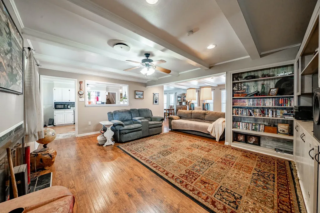 510 N Elizabeth Avenue Rotan TX 79546