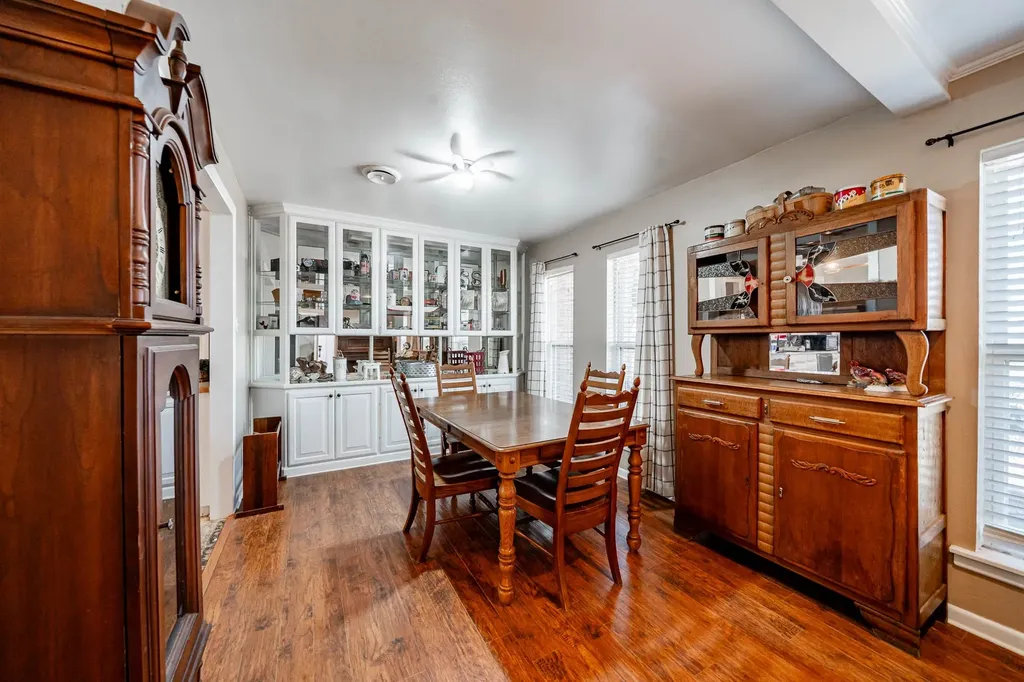 510 N Elizabeth Avenue Rotan TX 79546
