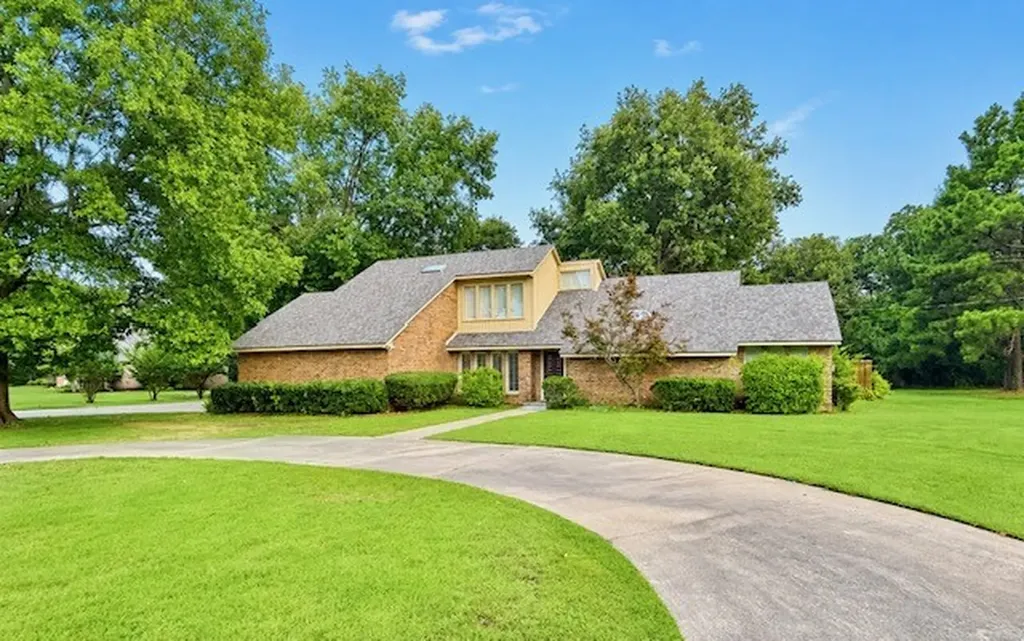 4110 Lakeshore Drive Reno TX 75462