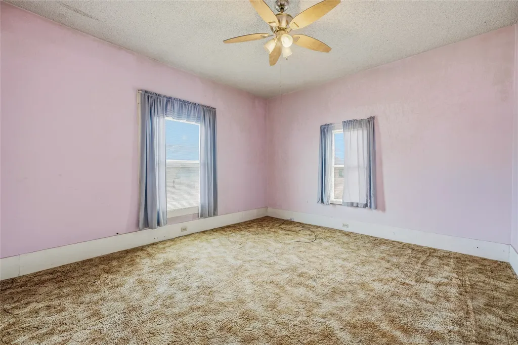 207 N Fisher Gorman TX 76454