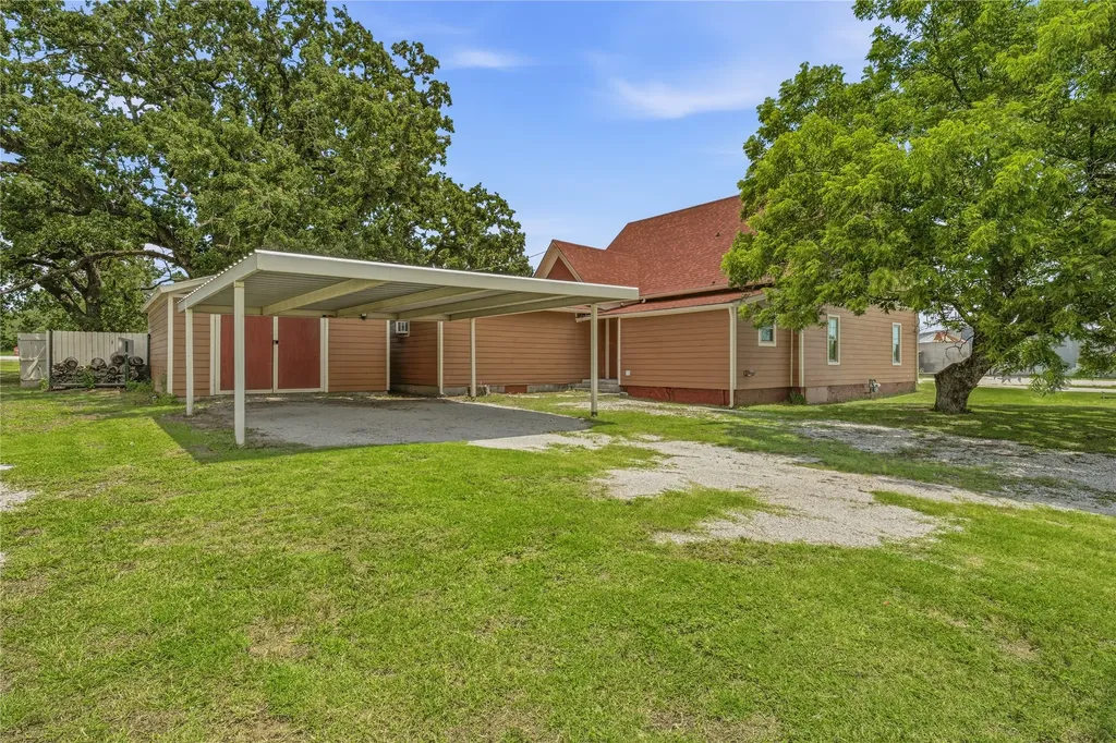 207 N Fisher Gorman TX 76454