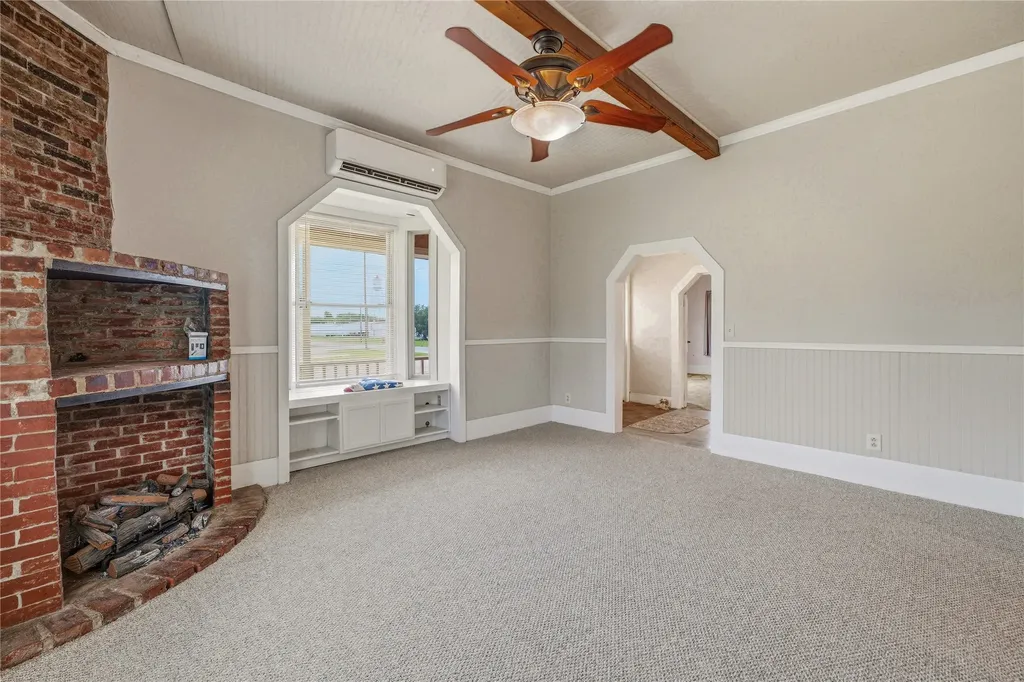 207 N Fisher Gorman TX 76454