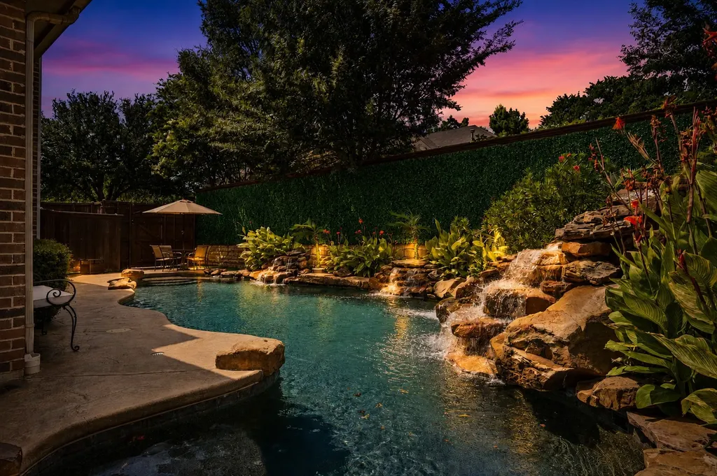 3326 Castlewood Boulevard Highland Village TX 75077