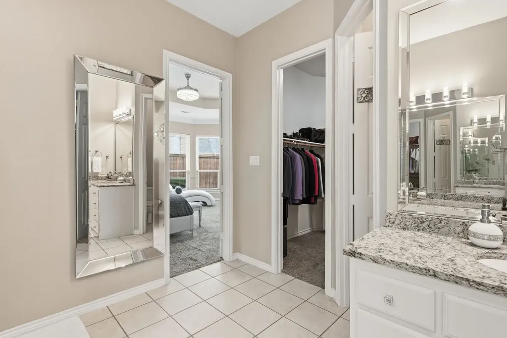 3326 Castlewood Boulevard Highland Village TX 75077