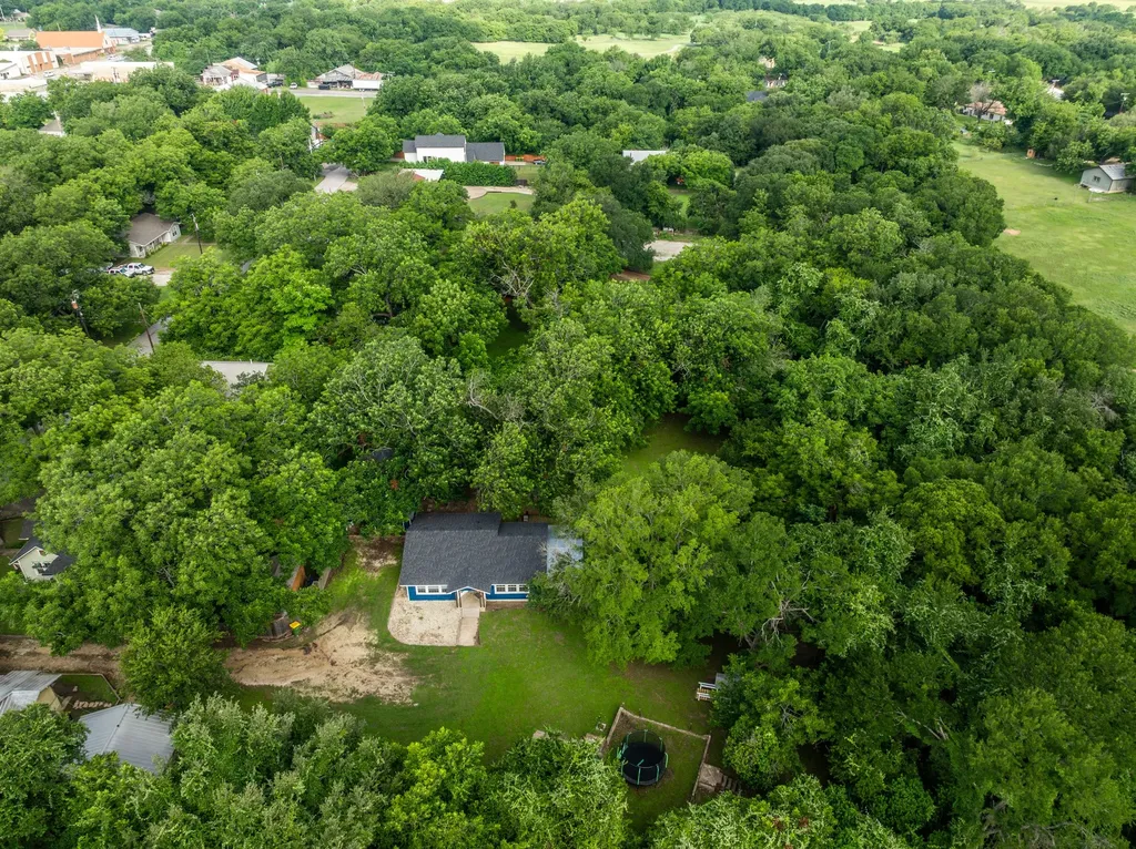 603 E Avenue A Valley Mills TX 76689