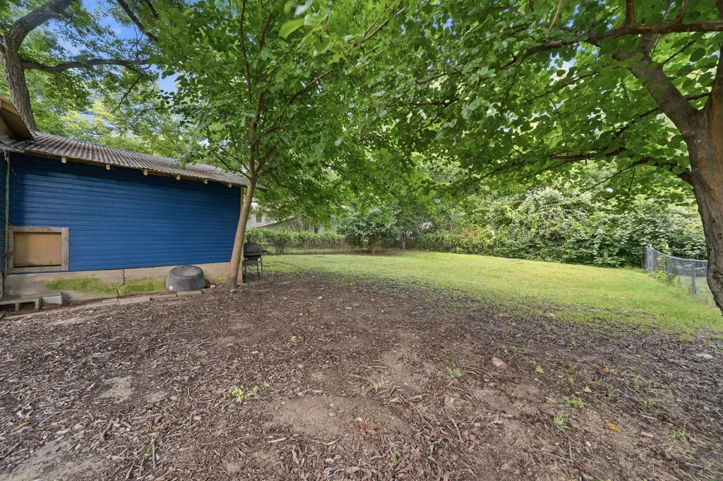 603 E Avenue A Valley Mills TX 76689
