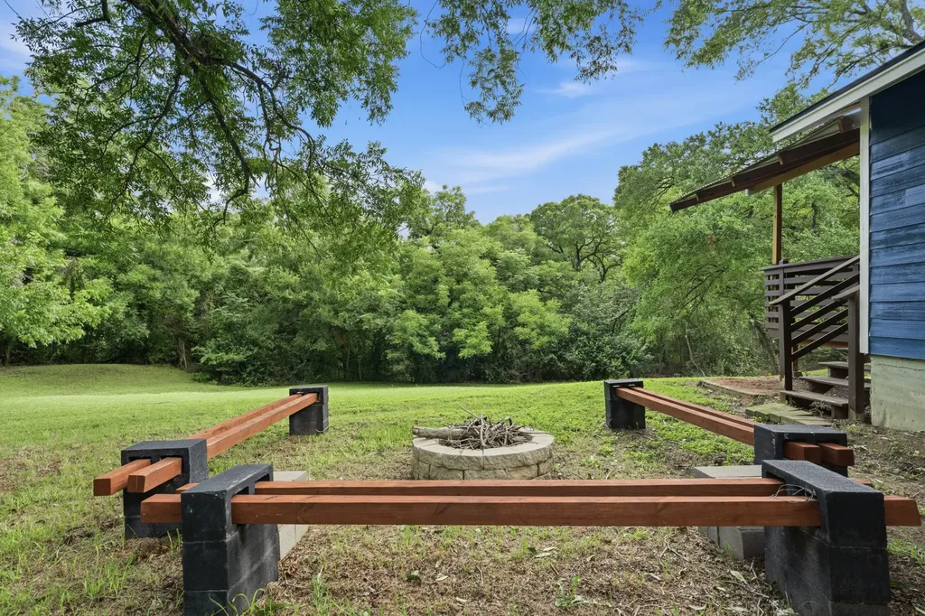 603 E Avenue A Valley Mills TX 76689