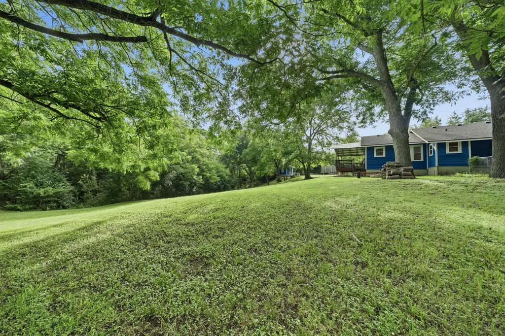 603 E Avenue A Valley Mills TX 76689