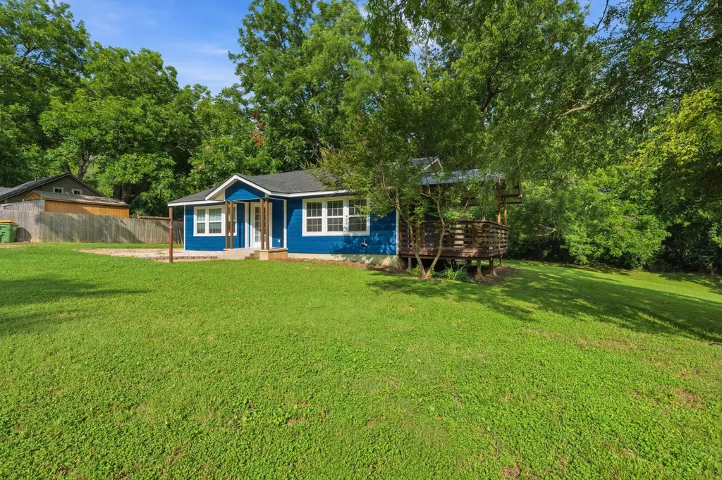 603 E Avenue A Valley Mills TX 76689