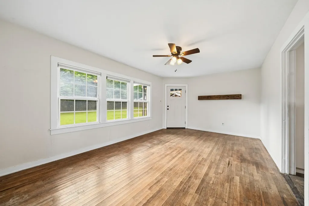 603 E Avenue A Valley Mills TX 76689