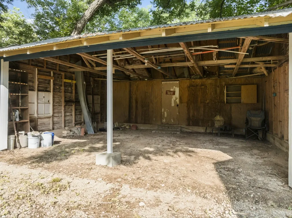 603 E Avenue A Valley Mills TX 76689