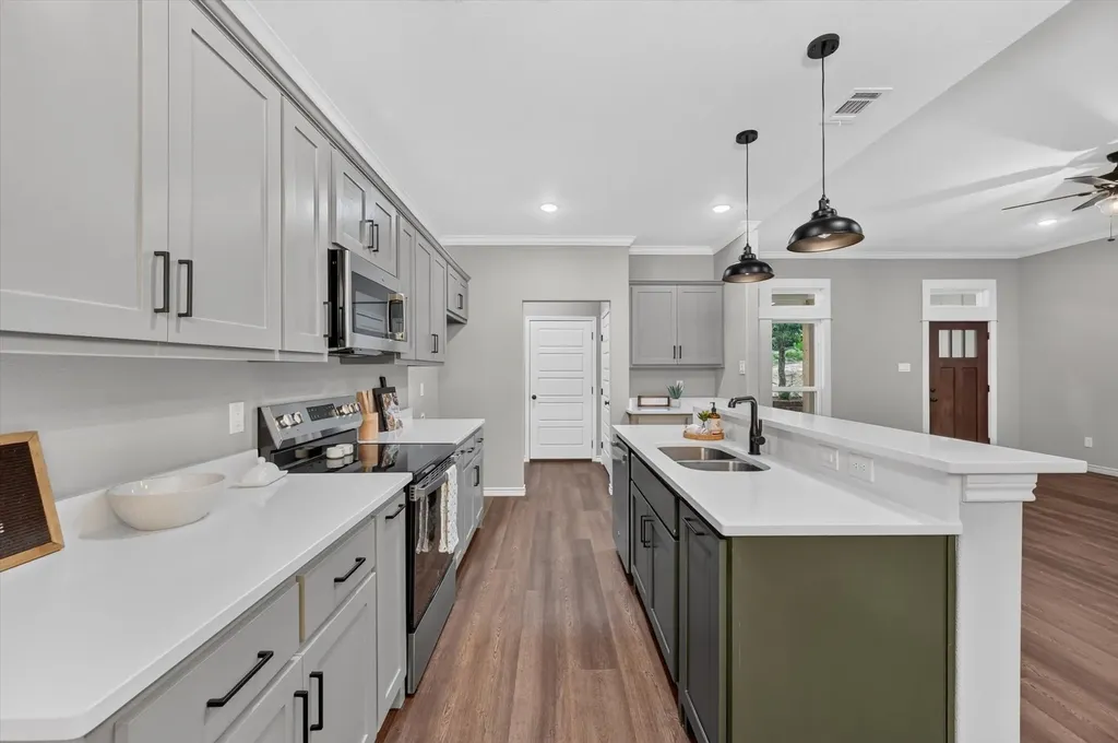 115 Hill Shadow Lane Whitney TX 76692
