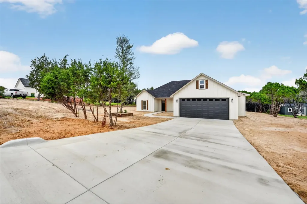 115 Hill Shadow Lane Whitney TX 76692