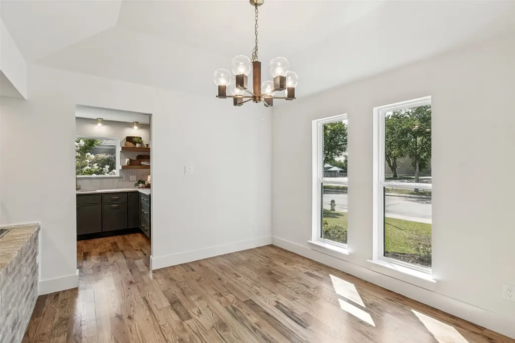 7122 Winedale Drive Dallas TX 75231