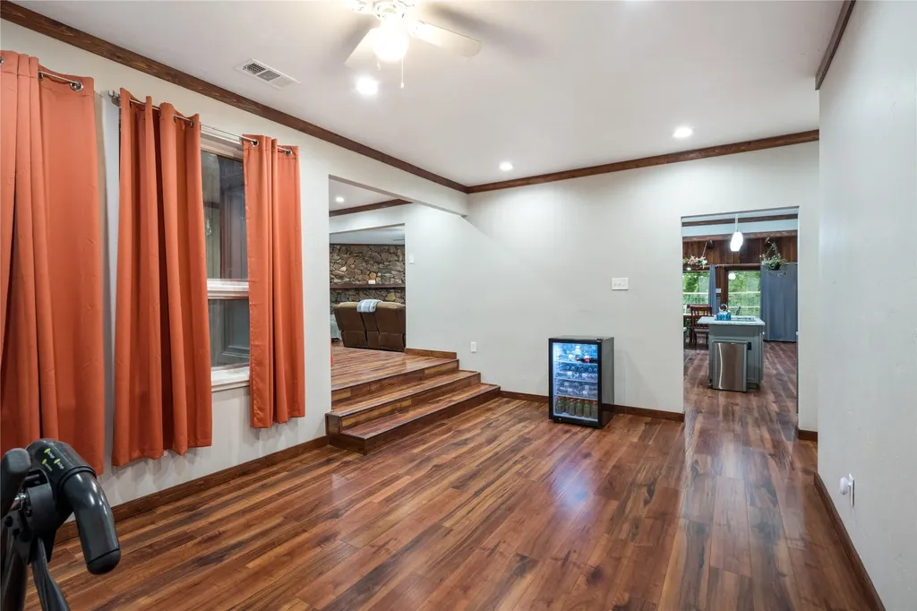 207 Shadowwood Trail Ovilla TX 75154