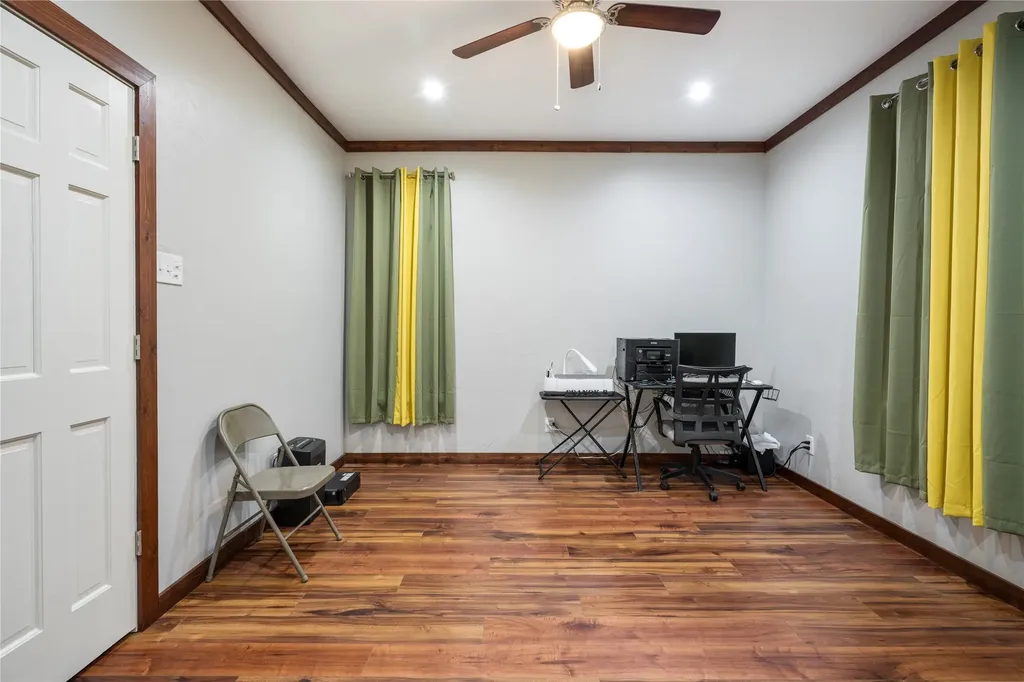 207 Shadowwood Trail Ovilla TX 75154