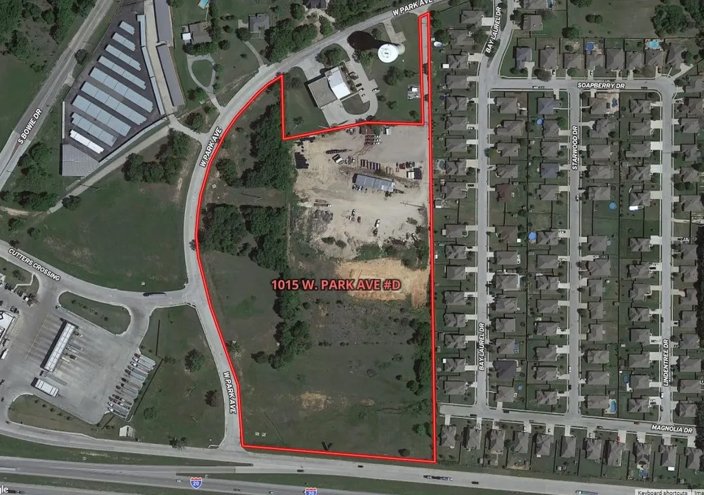 1015 W Park Avenue Weatherford TX 76086