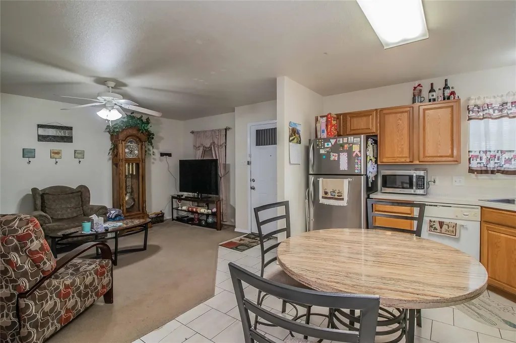 121 Cambridge Drive Saginaw TX 76179