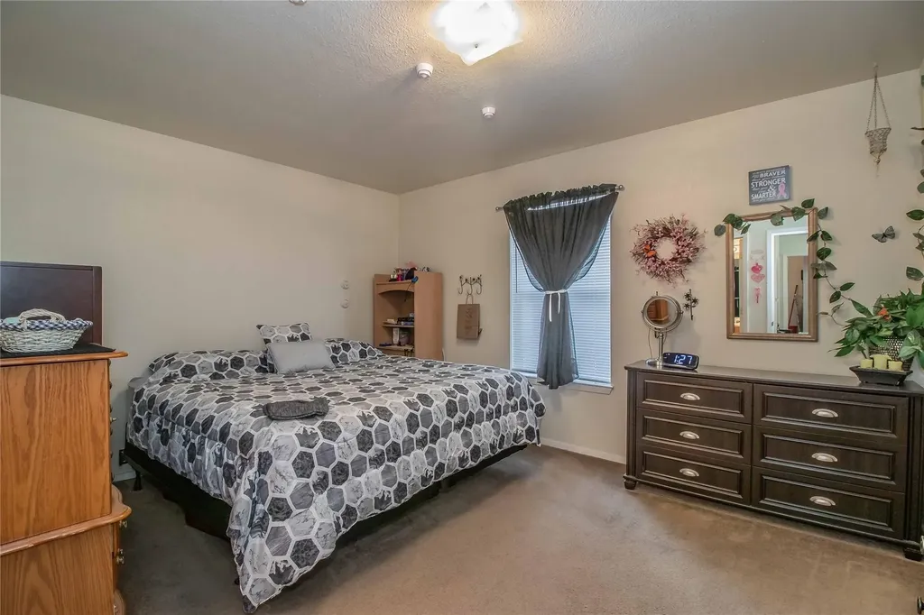 121 Cambridge Drive Saginaw TX 76179