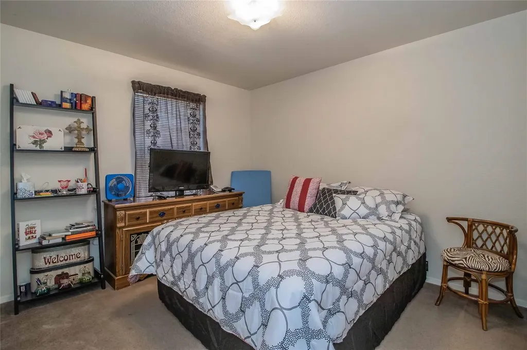 121 Cambridge Drive Saginaw TX 76179