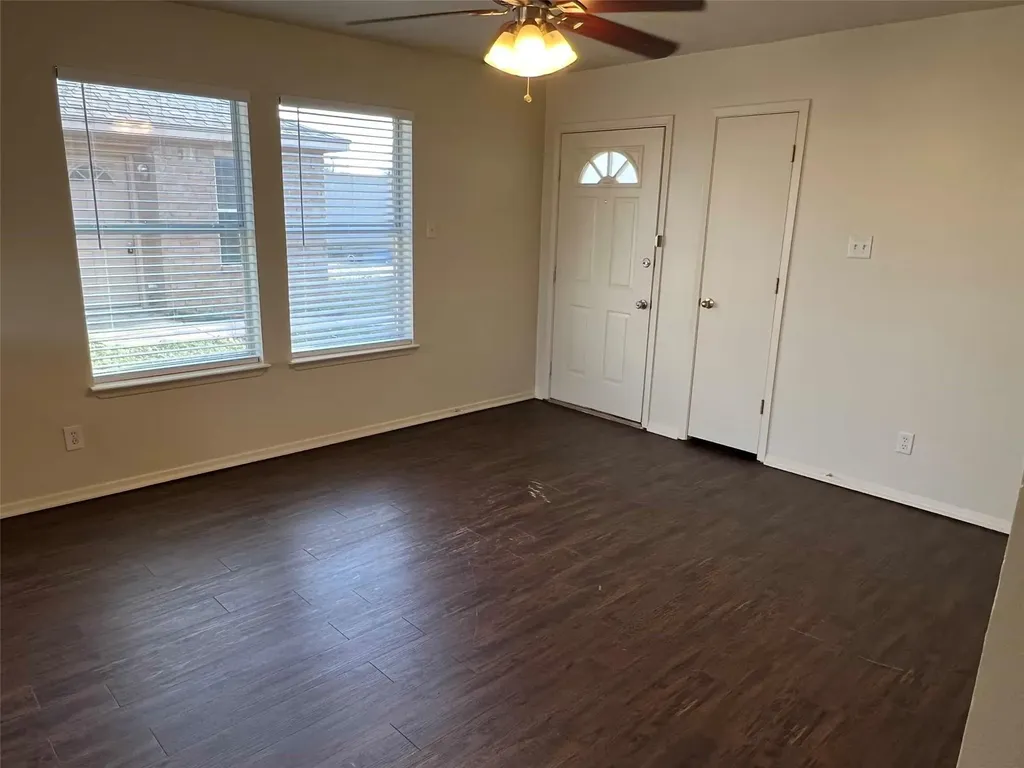 121 Cambridge Drive Saginaw TX 76179