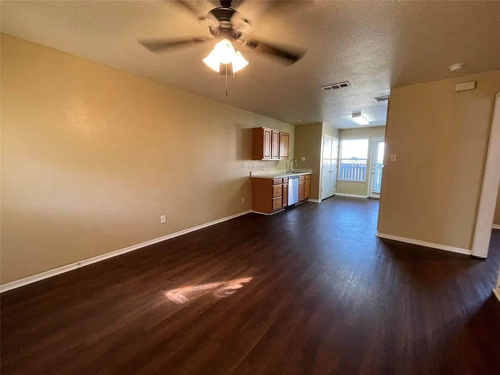 121 Cambridge Drive Saginaw TX 76179