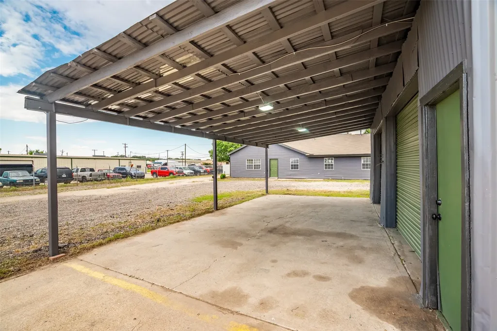 401 W Simonds Road Seagoville TX 75159