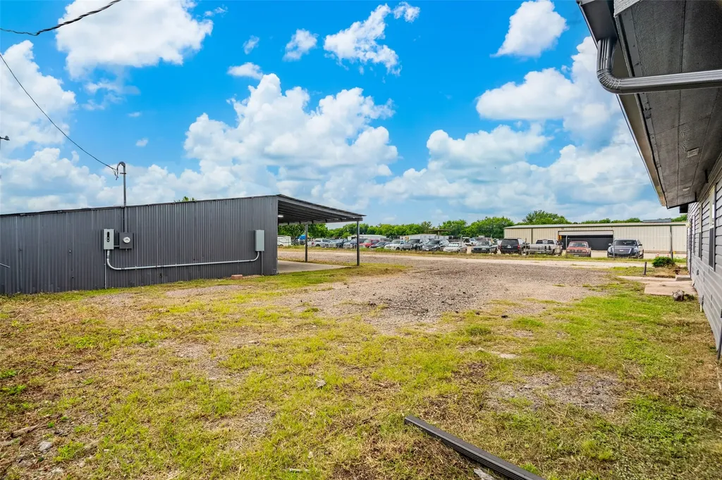 401 W Simonds Road Seagoville TX 75159