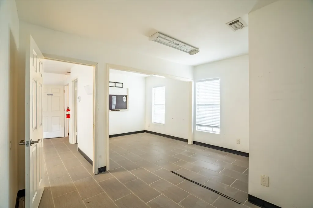 401 W Simonds Road Seagoville TX 75159