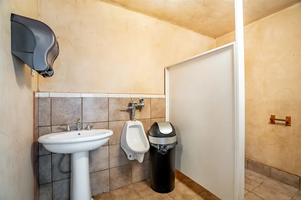 401 W Simonds Road Seagoville TX 75159