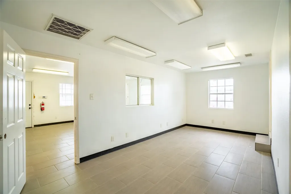 401 W Simonds Road Seagoville TX 75159