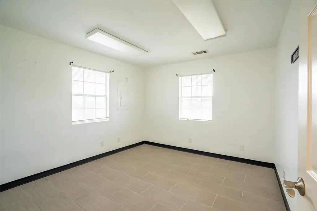 401 W Simonds Road Seagoville TX 75159