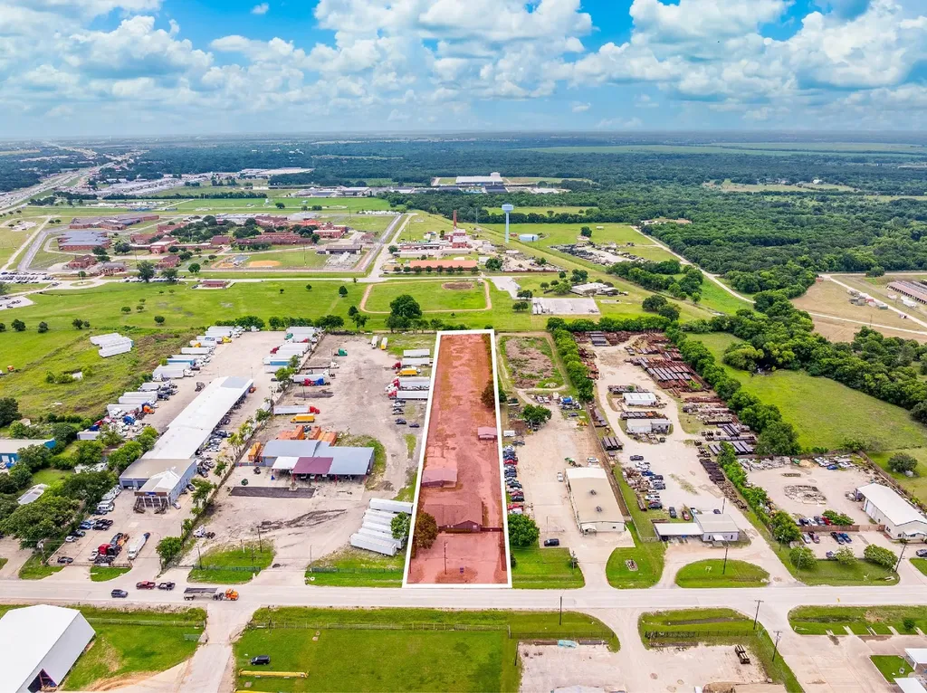 401 W Simonds Road Seagoville TX 75159