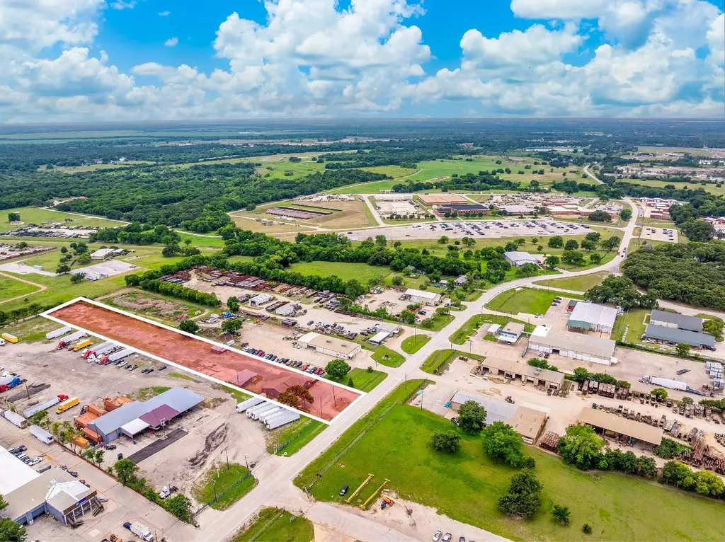 401 W Simonds Road Seagoville TX 75159