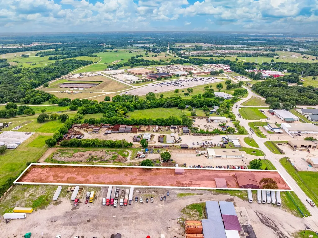 401 W Simonds Road Seagoville TX 75159
