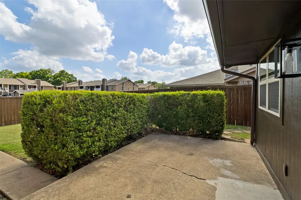 412 Tiffany Trail Richardson TX 75081