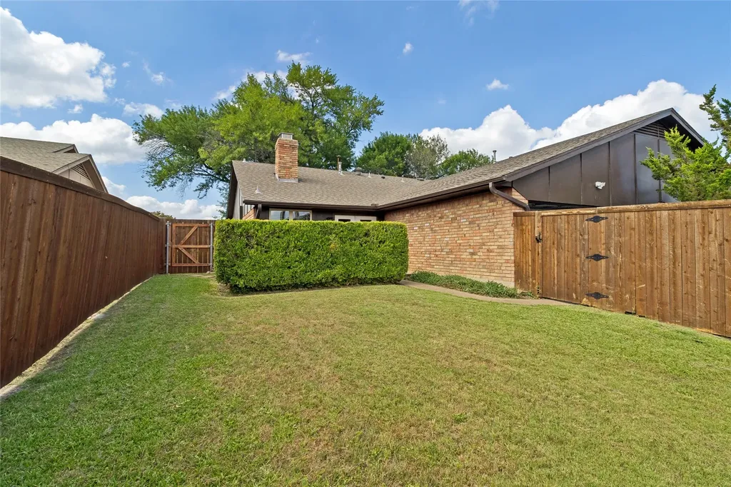 412 Tiffany Trail Richardson TX 75081
