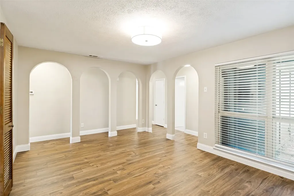 412 Tiffany Trail Richardson TX 75081