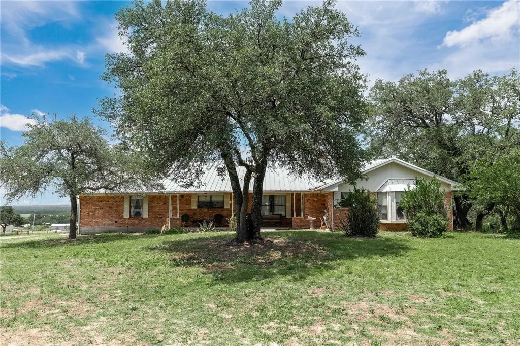 3718 Highway 36 W Rising Star TX 76471