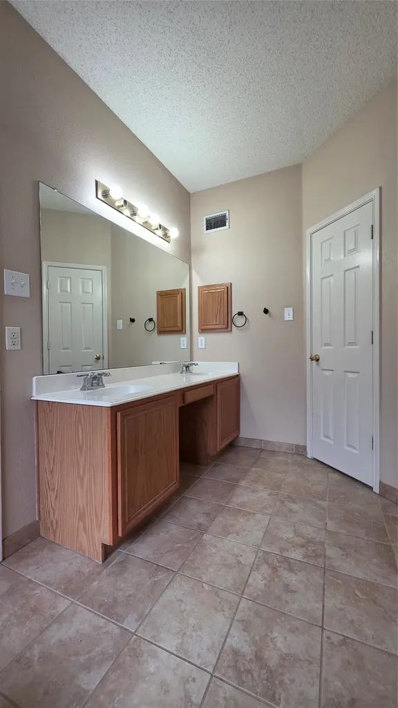 108 Indian Oaks Trail West Tawakoni TX 75474