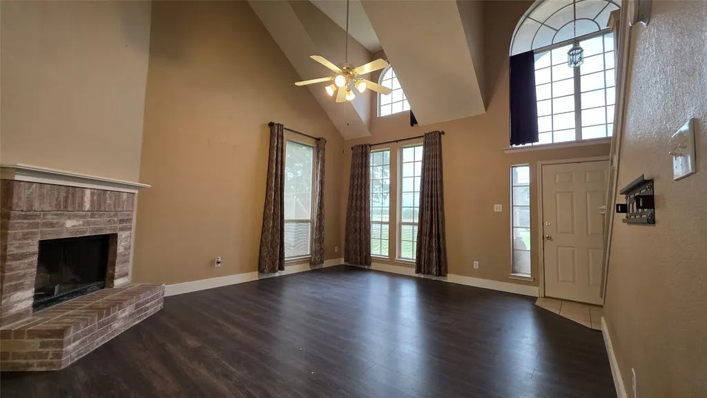 108 Indian Oaks Trail West Tawakoni TX 75474