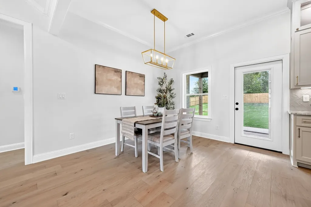 301 Grace Lane Athens TX 75751