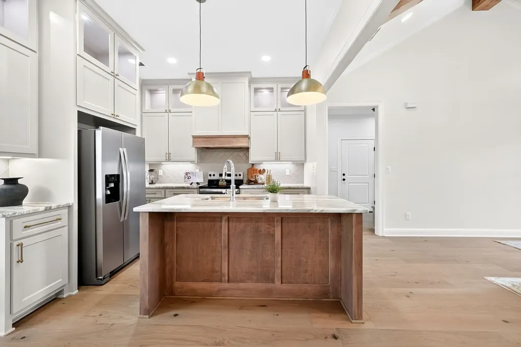 301 Grace Lane Athens TX 75751