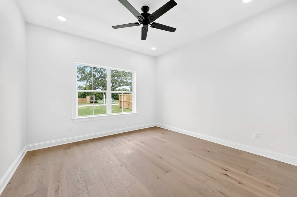301 Grace Lane Athens TX 75751