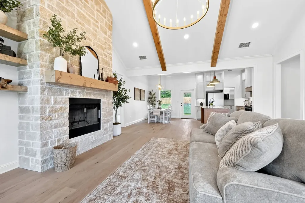 301 Grace Lane Athens TX 75751